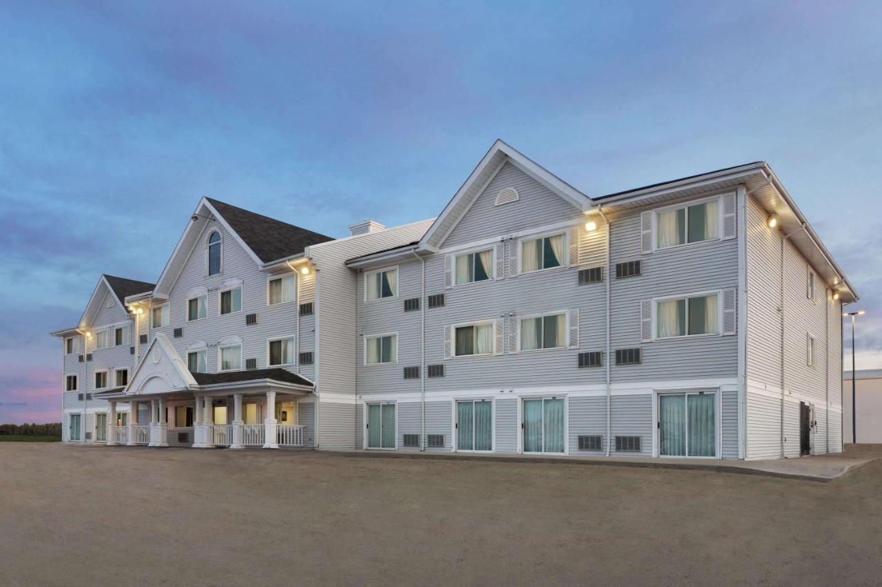 Hotel Ramada by Wyndham Miramichi New Brunswick Zewnętrze zdjęcie